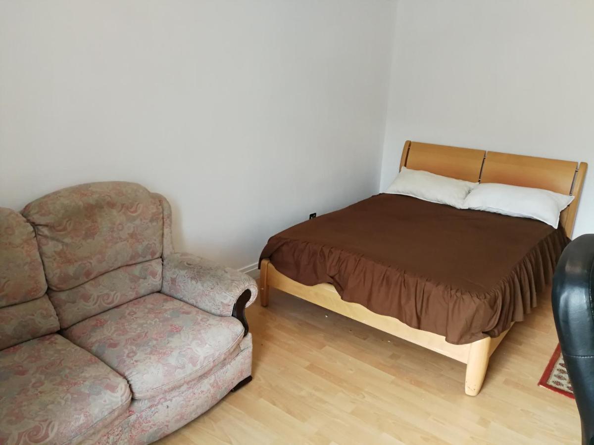 Budget Double Bedroom Near Glasgow City Centre And West End Eksteriør billede